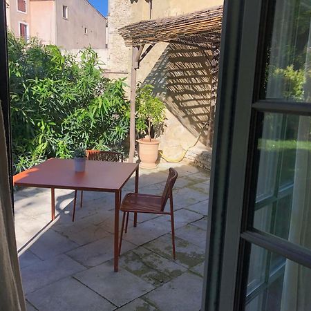 La Chapelle Sur La Sorgue Bed & Breakfast L'Isle-sur-la-Sorgue Exterior photo