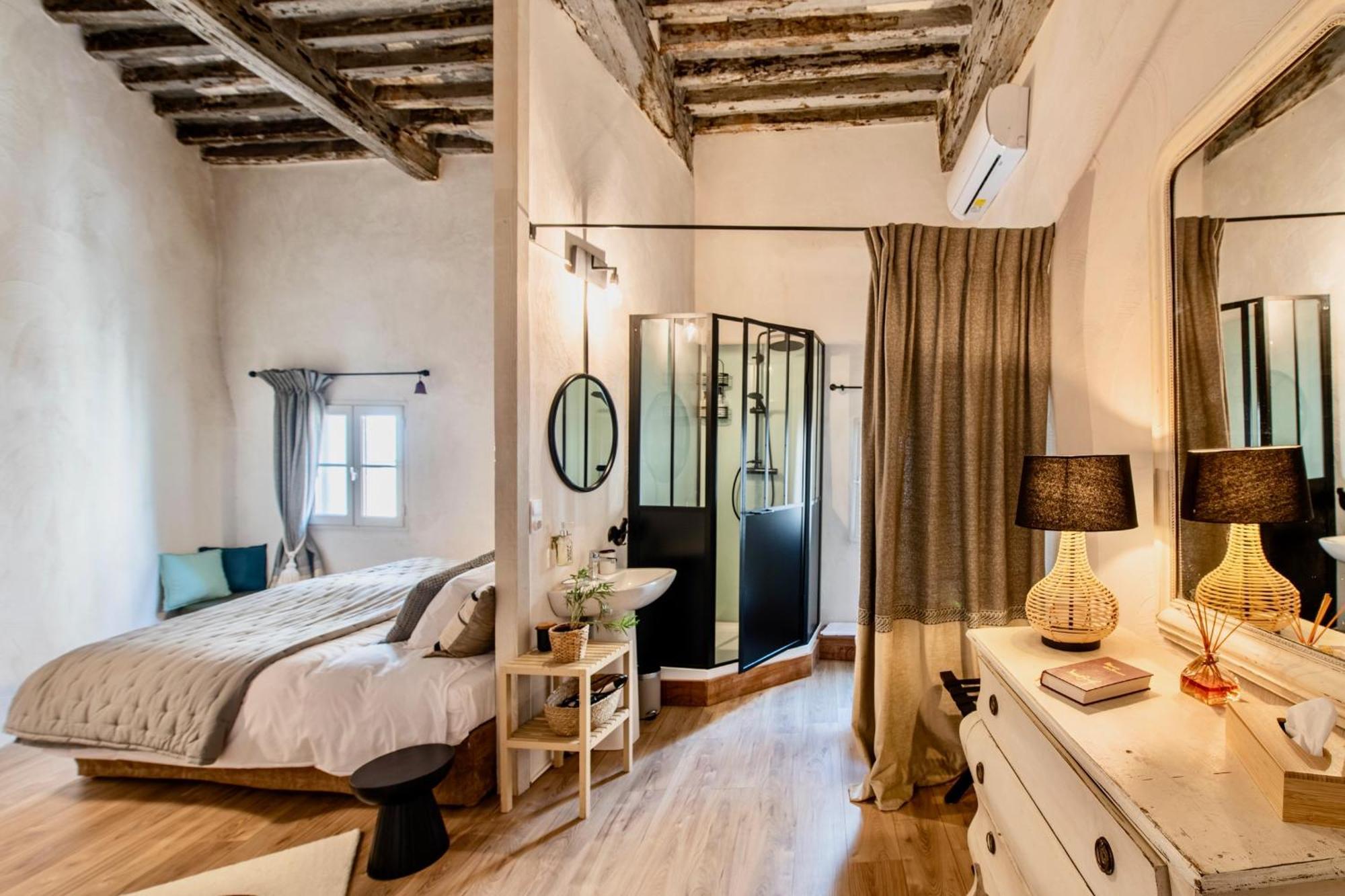 La Chapelle Sur La Sorgue Bed & Breakfast L'Isle-sur-la-Sorgue Exterior photo